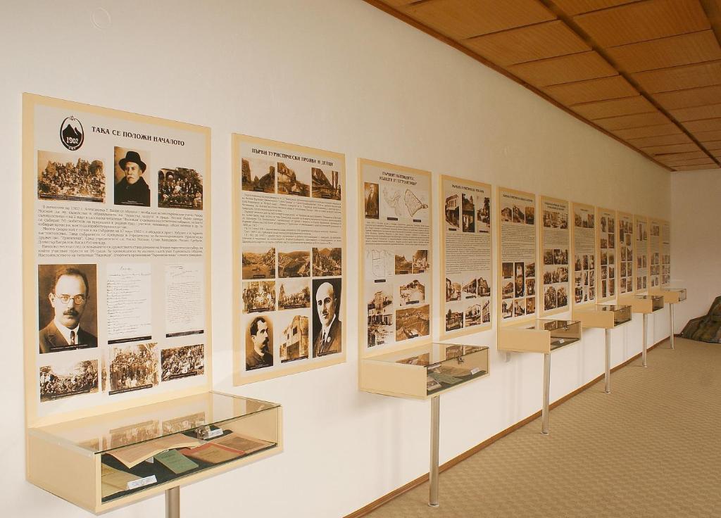 Tourist Center Momina Krepost Hotel Veliko Tarnovo Kültér fotó