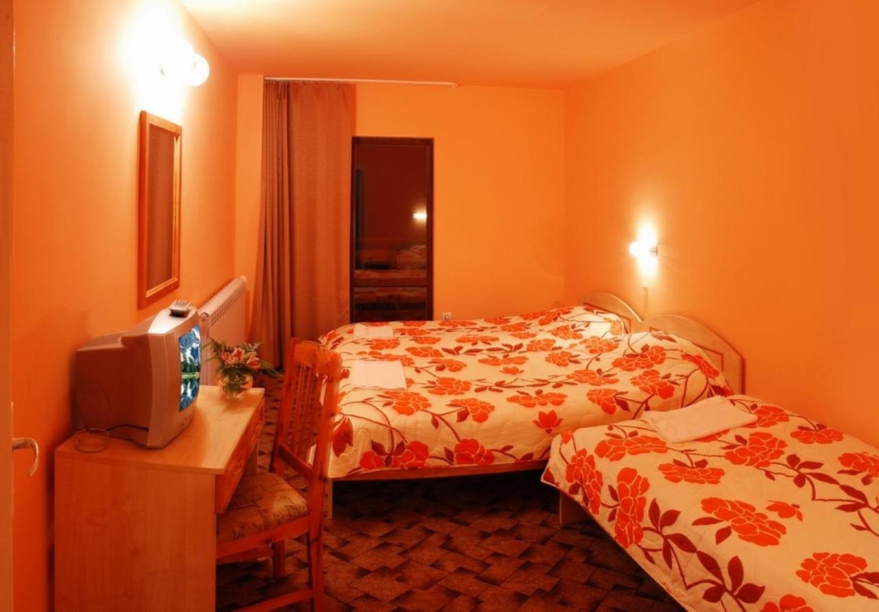 Tourist Center Momina Krepost Hotel Veliko Tarnovo Kültér fotó